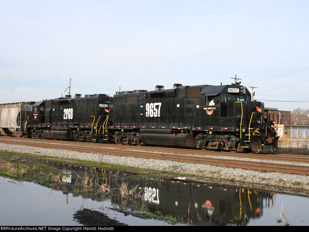 NCYR 9657 & 2068 work the interchange track